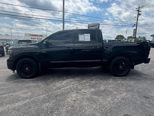 Magnetic Black 2018 Nissan Titan SV