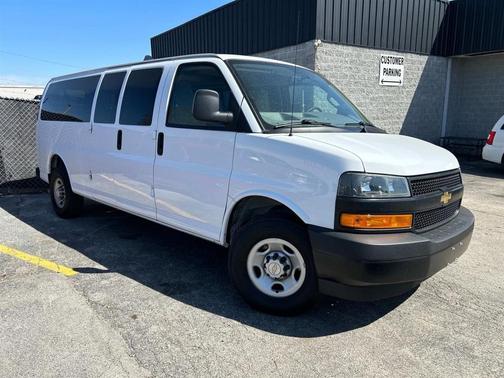 2023 Chevrolet Express 3500 RWD 3500 Extended Wheelbase LS