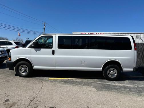2023 Chevrolet Express 3500 RWD 3500 Extended Wheelbase LS