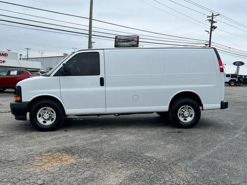 2017 Chevrolet Express 2500 Work Van