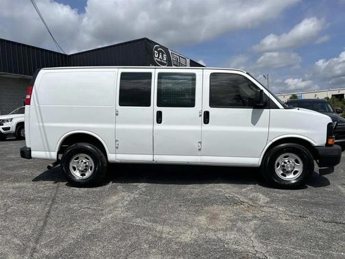 2017 Chevrolet Express 2500 Work Van