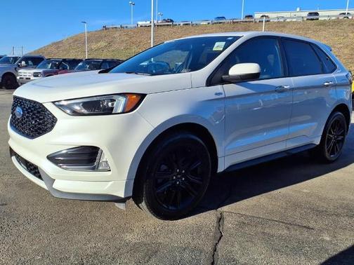 2022 Ford Edge ST-LINE