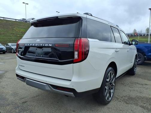 STAR WHITE MET TRI-COAT 2025 Ford Expedition PLATINUM