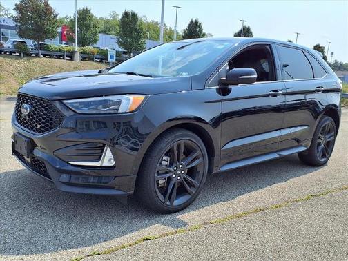 2021 Ford Edge ST