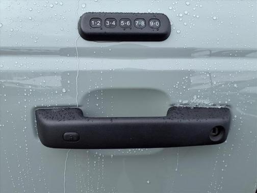 2021 Ford Bronco BLACK DIAMOND ADVANCED