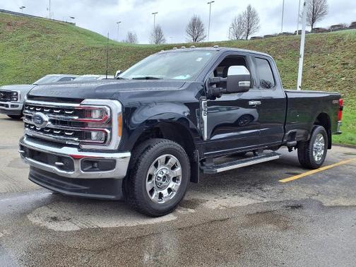 2023 Ford F-350 LARIAT SUPER DUTY