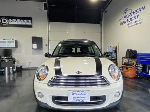 2011 MINI Cooper Clubman Base