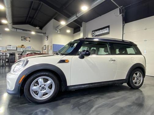 2011 MINI Cooper Clubman Base