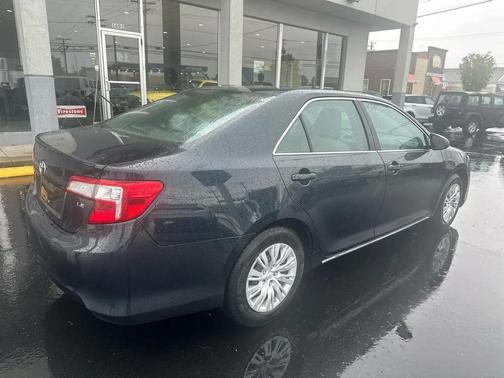 BLACK 2014 Toyota Camry L