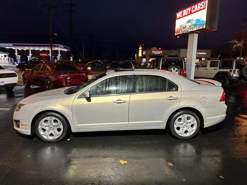 2010 Ford Fusion SE