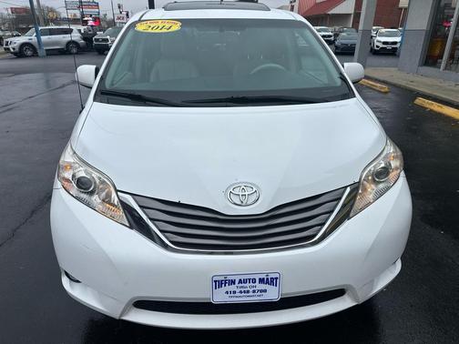 2014 Toyota Sienna XLE