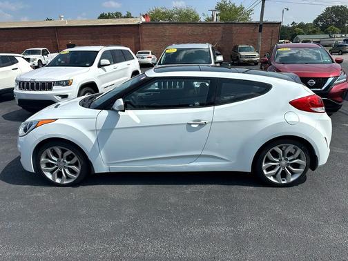 2013 Hyundai Veloster Base
