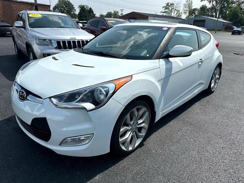 2013 Hyundai Veloster Base