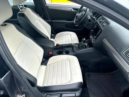 2016 Volkswagen Jetta 1.8T Sport