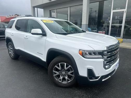 2023 GMC Acadia FWD 4dr SLT