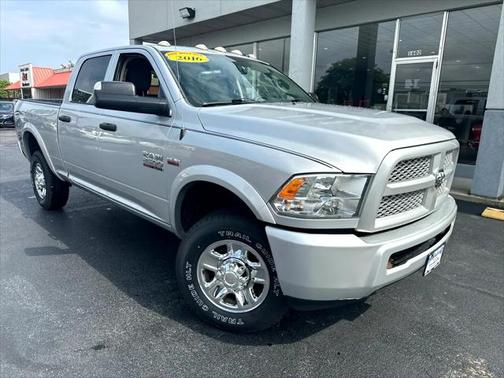 2016 RAM 2500 4WD Crew Cab Tradesman