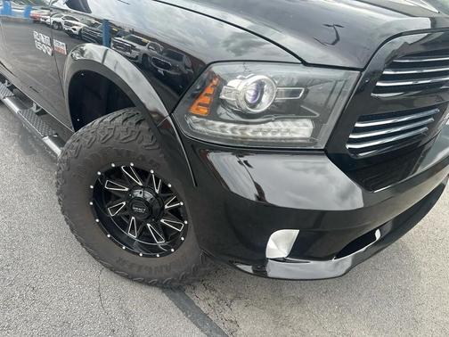BLACK 2013 RAM 1500 Sport