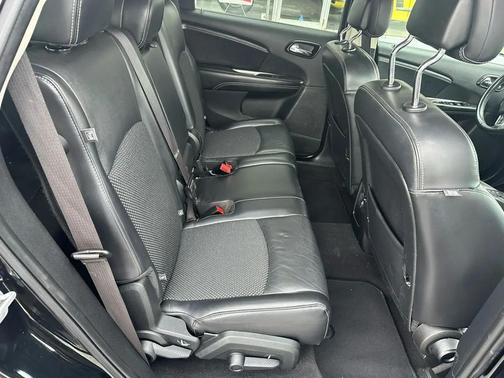 2019 Dodge Journey Crossroad