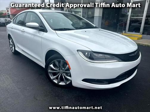2016 Chrysler 200 S