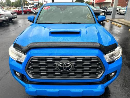 2021 Toyota Tacoma TRD Sport