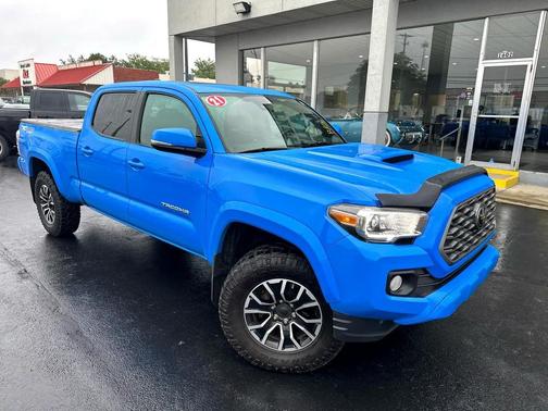 2021 Toyota Tacoma TRD Sport