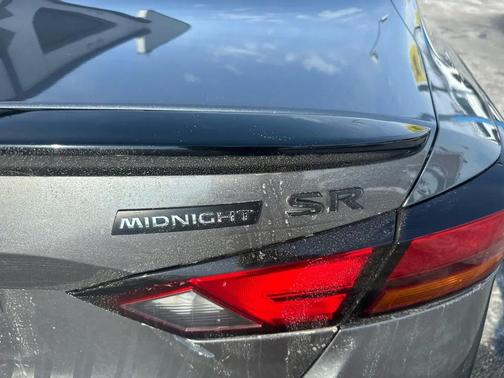 2022 Nissan Altima 2.5 SR AWD Sedan