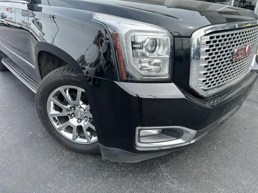 BLACK 2017 GMC Yukon XL Denali