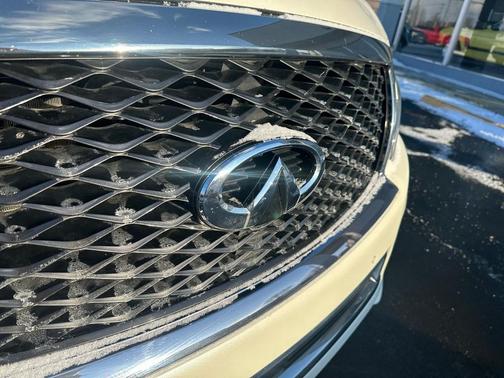 2017 INFINITI QX80 Limited