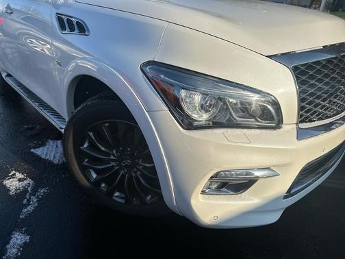 2017 INFINITI QX80 Limited