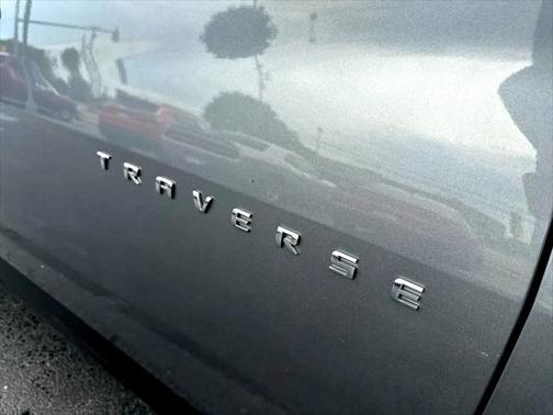2021 Chevrolet Traverse LT Cloth