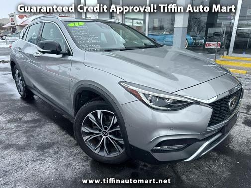 2017 INFINITI QX30 Premium AWD *Ltd Avail*