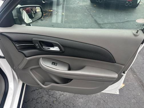 2013 Chevrolet Malibu 1LS