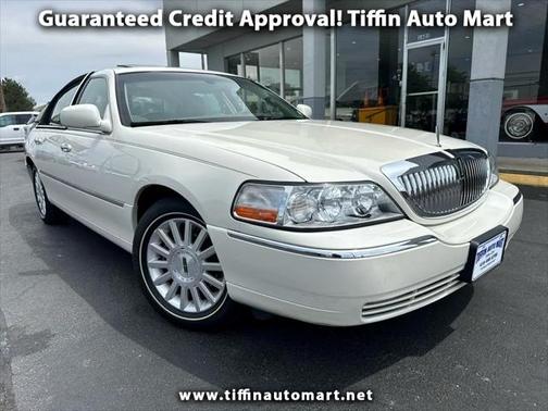 2004 Lincoln Town Car 4dr Sdn Ultimate