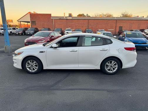 2018 Kia Optima LX