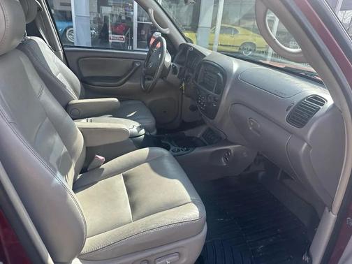 2006 Toyota Sequoia SR5