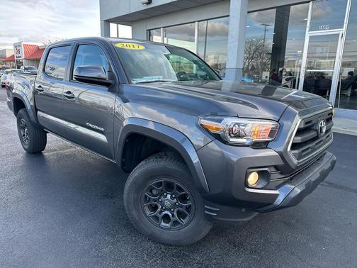 2017 Toyota Tacoma SR5