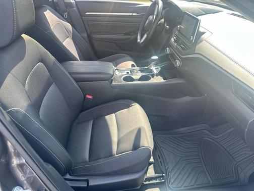 2021 Nissan Altima 2.5 SV