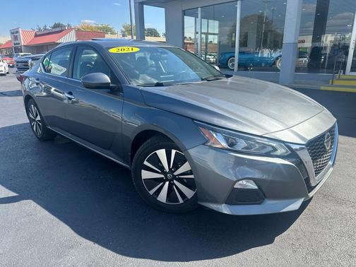 2021 Nissan Altima 2.5 SV
