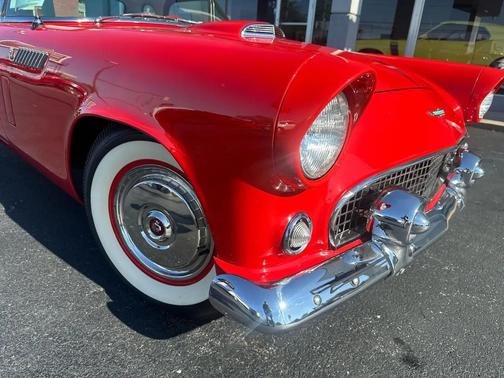 RED 1956 Ford Thunderbird Base