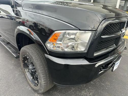 BLACK 2016 RAM 3500 4WD Crew Cab 149'' Tradesman