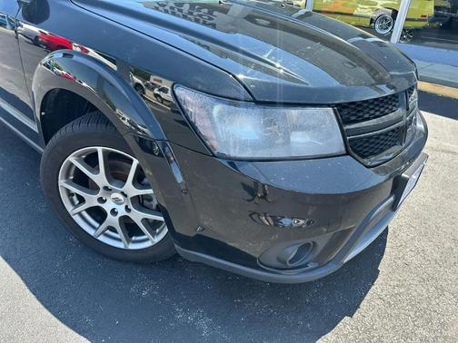 BLACK 2019 Dodge Journey GT