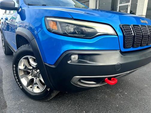 2019 Jeep Cherokee Trailhawk