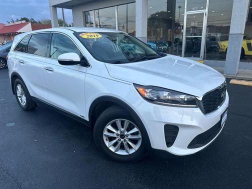 2019 Kia Sorento LX