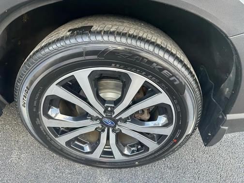 GREEN 2020 Subaru Forester Limited