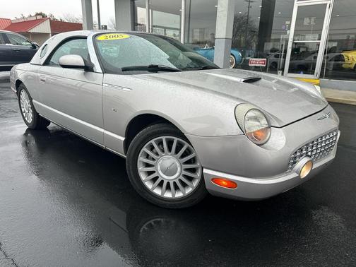 2005 Ford Thunderbird Deluxe