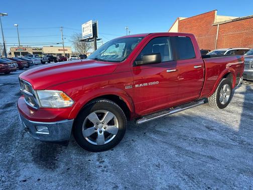 2012 RAM 1500 4WD Quad Cab 4x4  Big Horn