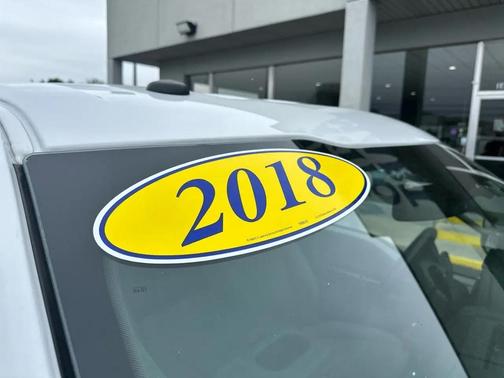 WHITE 2018 Ford F-150 XLT