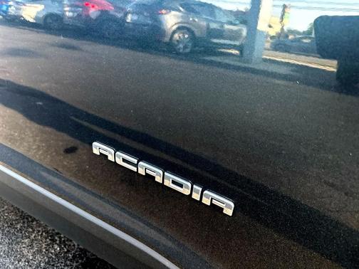 2019 GMC Acadia SLE-2