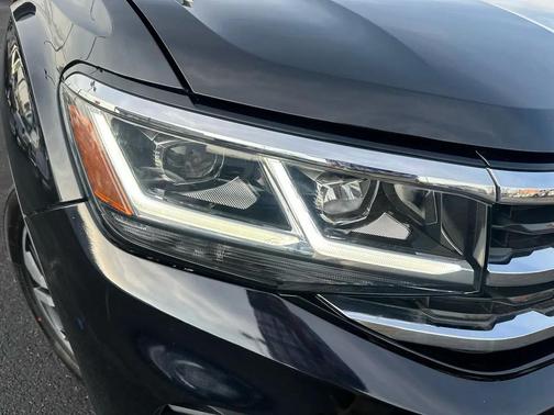 2021 Volkswagen Atlas 3.6L SEL Premium