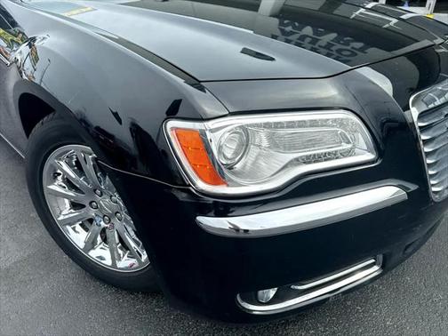 2012 Chrysler 300 Limited